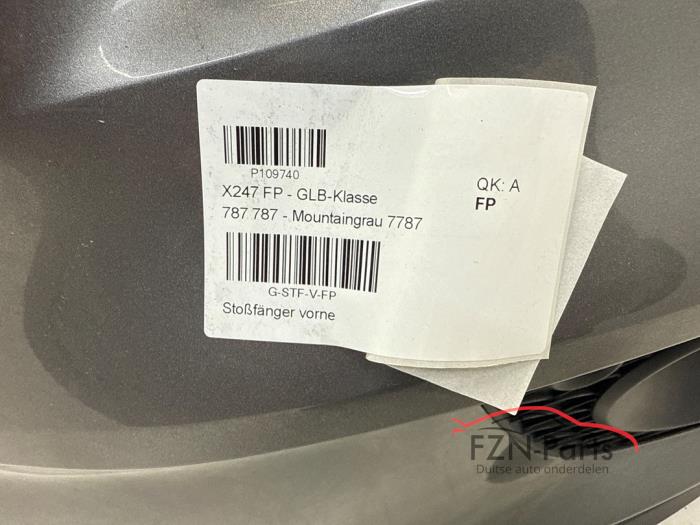 Mercedes-Benz GLC X247 Voorbumper 6PDC Night Pakket