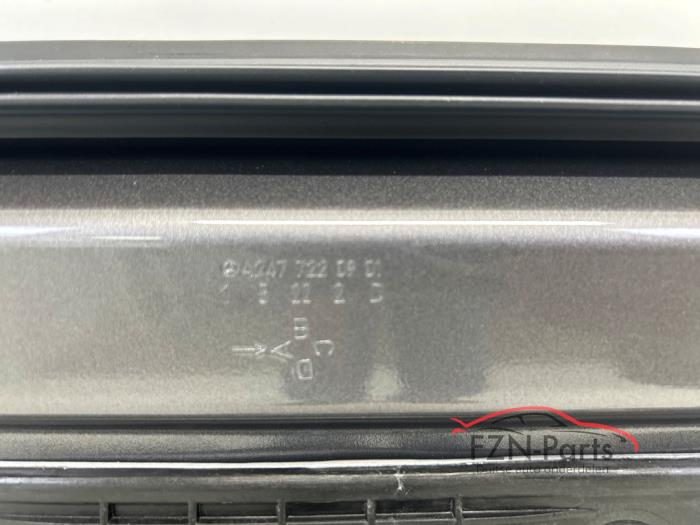 Mercedes-Benz GLB-Klasse X247 Portier Links-voor Grijs Zwart