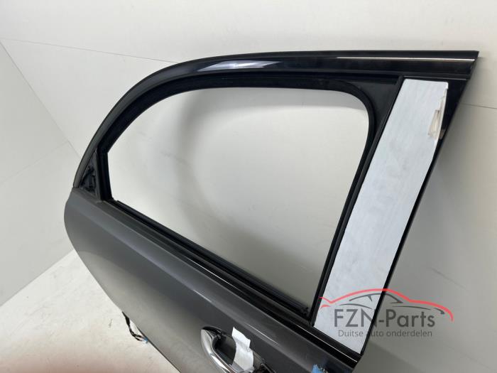 Mercedes-Benz GLB-Klasse X247 Portier Links-voor Grijs Zwart