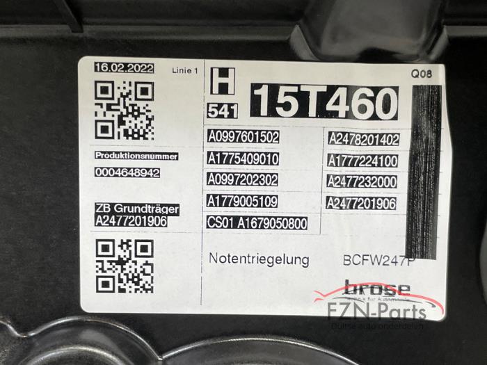 Mercedes-Benz GLA-Klasse H247 Portier Links-Voor