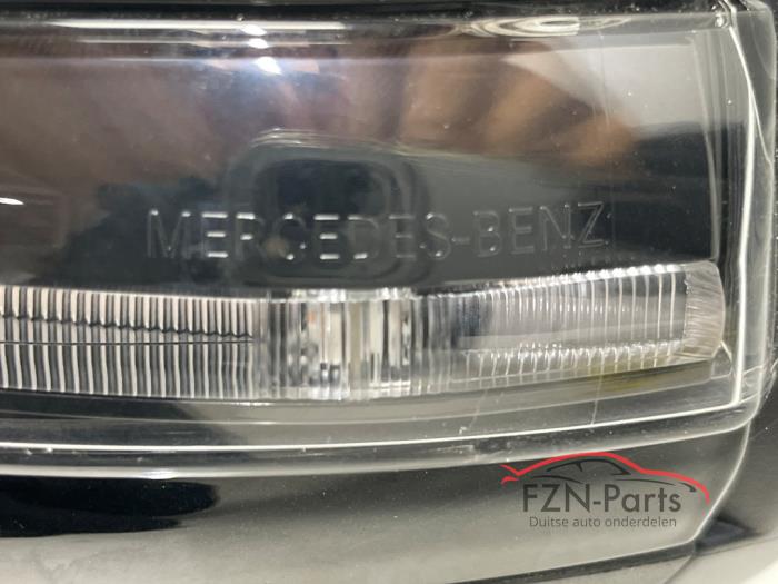 Mercedes-Benz GLB-Klasse X247 Zij buiten spiegel Links Inklapbaar Dimmend