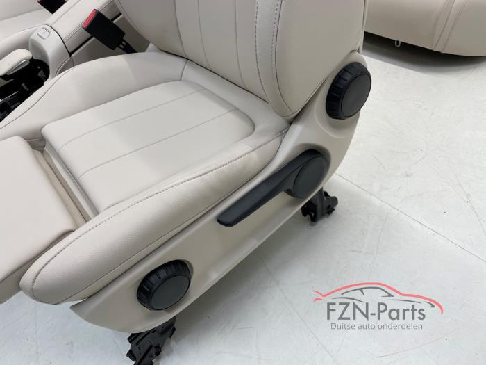 Mercedes-Benz GLB-Klasse Interieur Creme 5-Zits Compleet