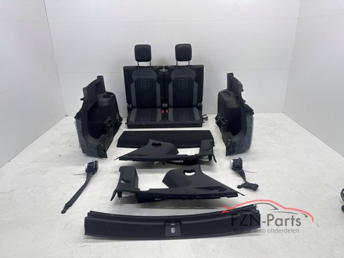 VW Tiguan Allspace 5NN R-Line Derde Zitrij Bekleding Compleet