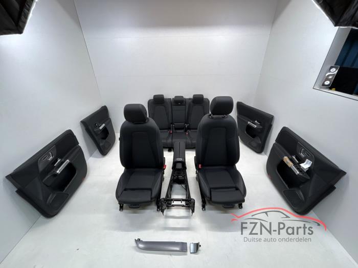 Mercedes-Benz X247 GLB-klasse Interieur 5 Zit Zwart Stof Leer