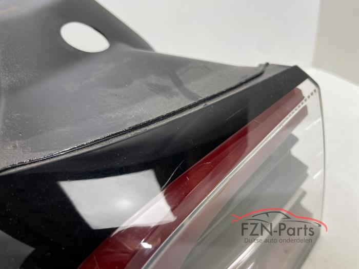 Tesla Model 3 Achterlicht Links Buiten LED