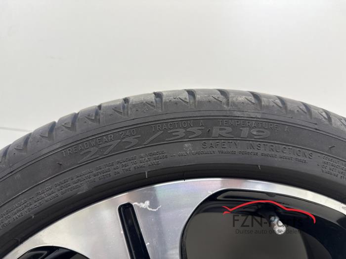 Mercedes-Benz W213 W238 Velgen set + Banden 4x Breed set