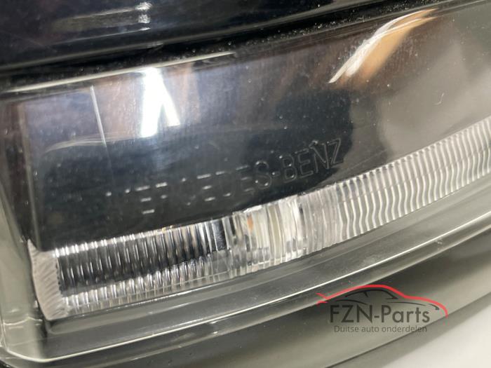 Mercedes-Benz X247 GLB-klasse Zij buiten spiegel Rechts Zwart Inklapbaar