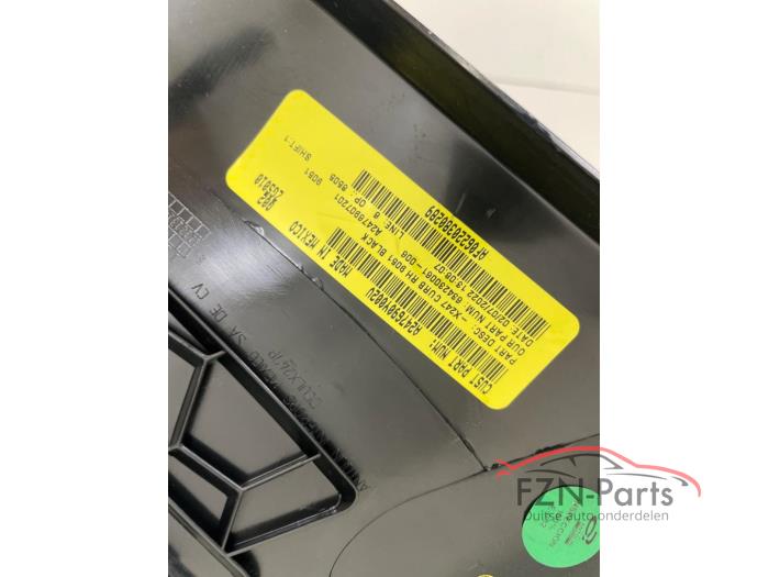 Mercedes-Benz GLB-Klasse Kofferbak bekleding Zwart Rechts