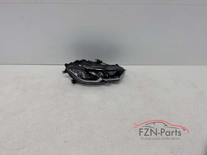 VW Polo 2G Koplamp Rechts