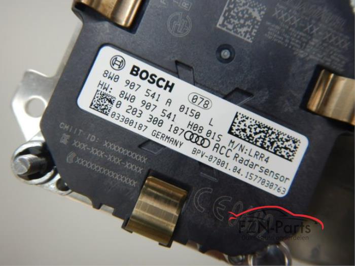 Audi A4 8W ACC Radarsensor Links