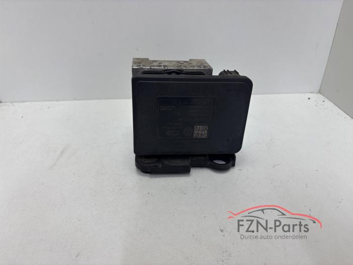 VW Golf 7 GTE ABS Pomp