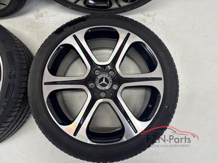 Mercedes-Benz W213 W238 Velgen set + Banden 4x Breed set