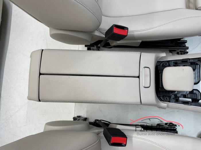 Mercedes-Benz GLB-Klasse Interieur Creme 5-Zits Compleet