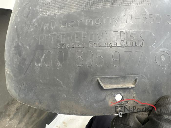 VW Golf 7 5G Wiel modderkuip Grote deel Links