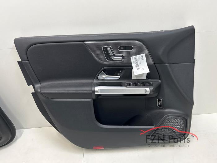 Mercedes-Benz X247 GLB-klasse Interieur 5 Zit Zwart Stof Leer