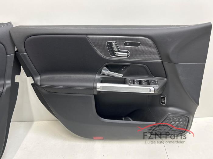 Mercedes-Benz GLB-Klasse Interieur Bekleding set Compleet 7-Zits Leer Zwart