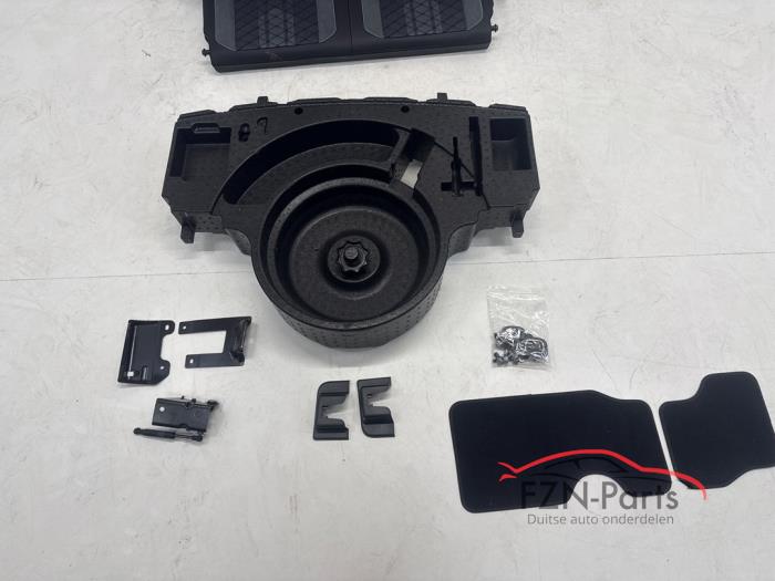 VW Tiguan Allspace 5NN R-Line Derde Zitrij Bekleding Compleet