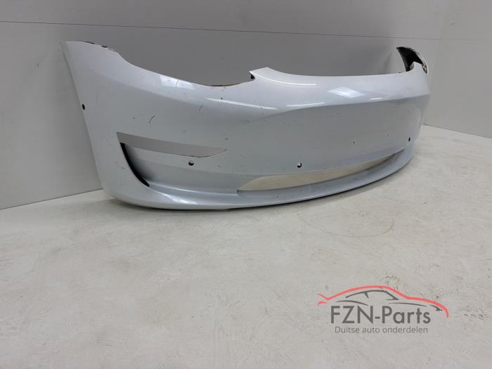 Tesla Model 3 Voorbumper 6 PDC