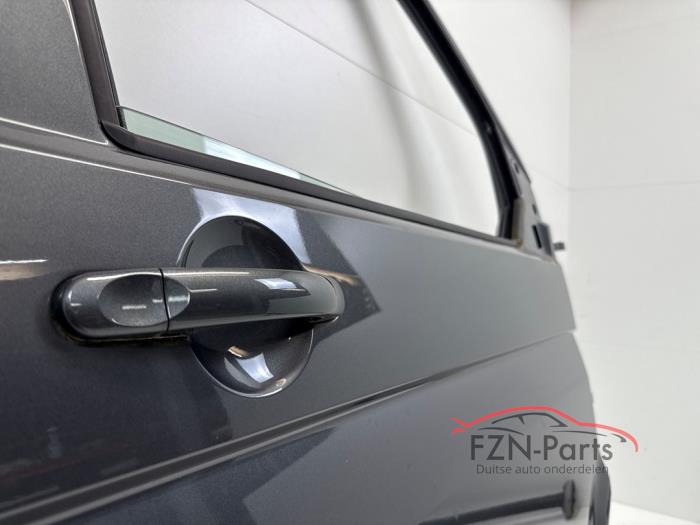 VW Transporter T6 California Right Door