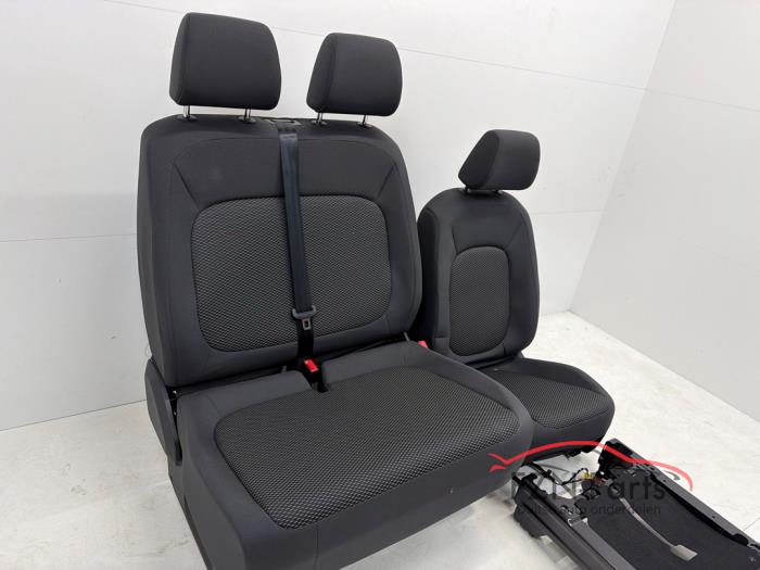 VW ID.Buzz Voorstoelen Set Links + Midden Stof