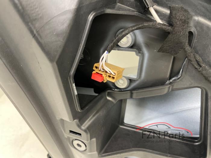 VW Multivan T7 California Achterklep Wit LB9A