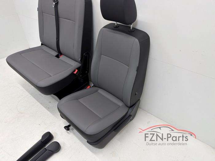 VW Transporter T6.1 Voorstoelen links rechts midden