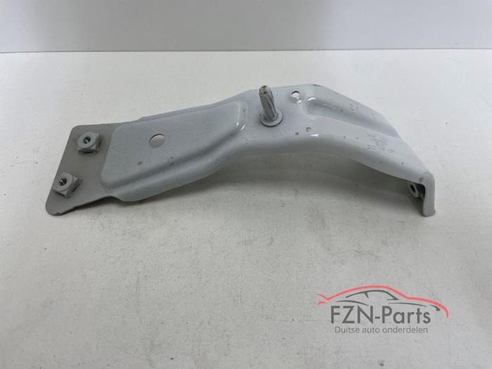 VW Jetta 5C6 Zijscherm steun Rechts-voor Wit