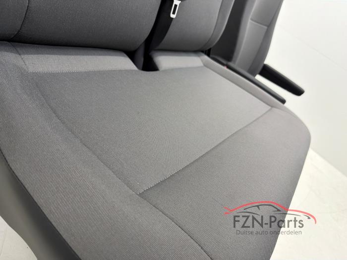 VW Transporter T6.1 Voorstoelen links +rechts + midden