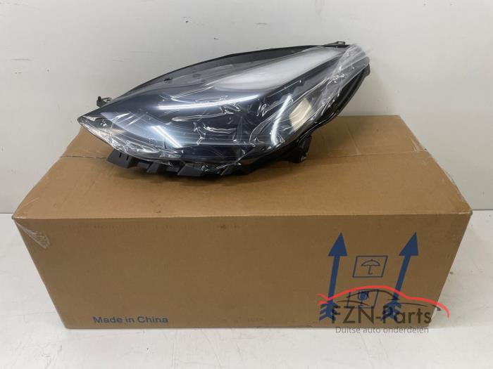Tesla Model 3 Koplamp volled Links