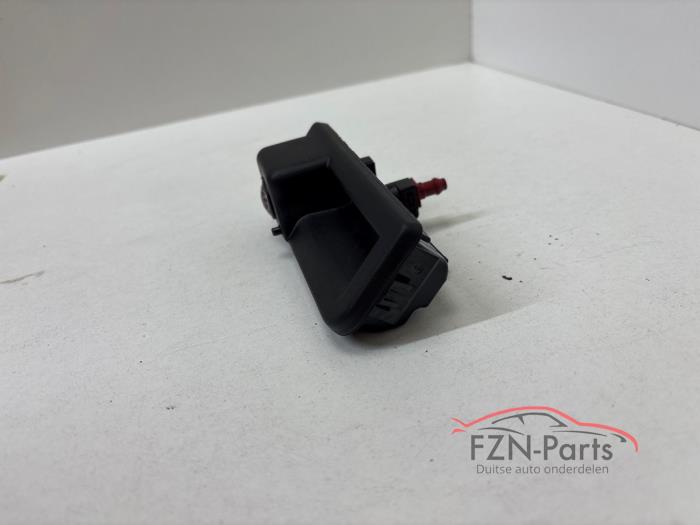 VW Tiguan 571 CT1 Backup Camera with Mount