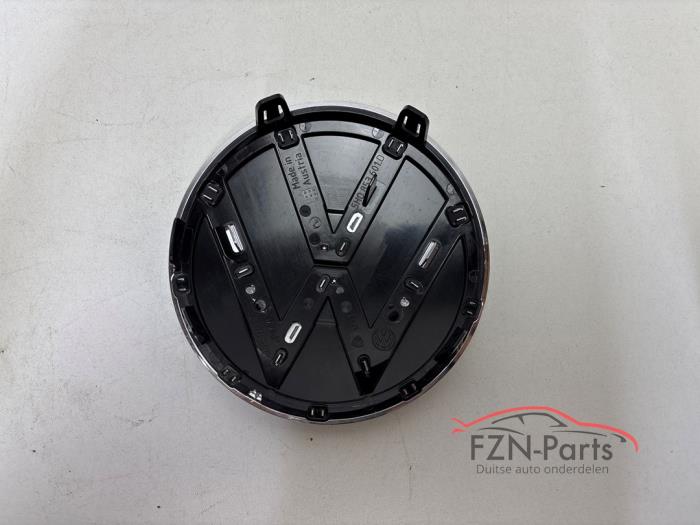 VW Golf 8 Grille Emblem Logo without ACC