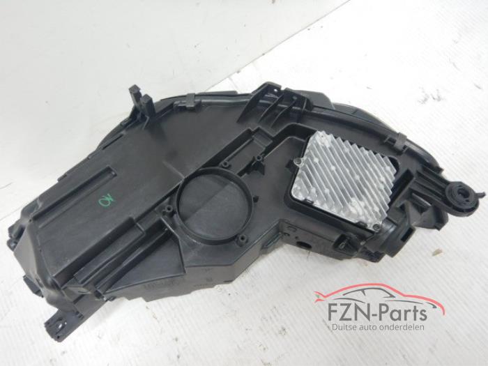 Audi A4 8W Facelift Koplamp VOLLED Rechts