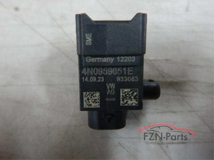 Audi A8 4N0 Crashsensor Sensor