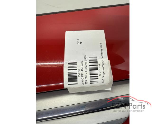Mercedes-Benz B-klasse W246 Voorbumper 6PDC rood