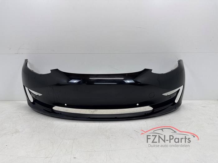 Tesla model 3 voorbumper 6PDC