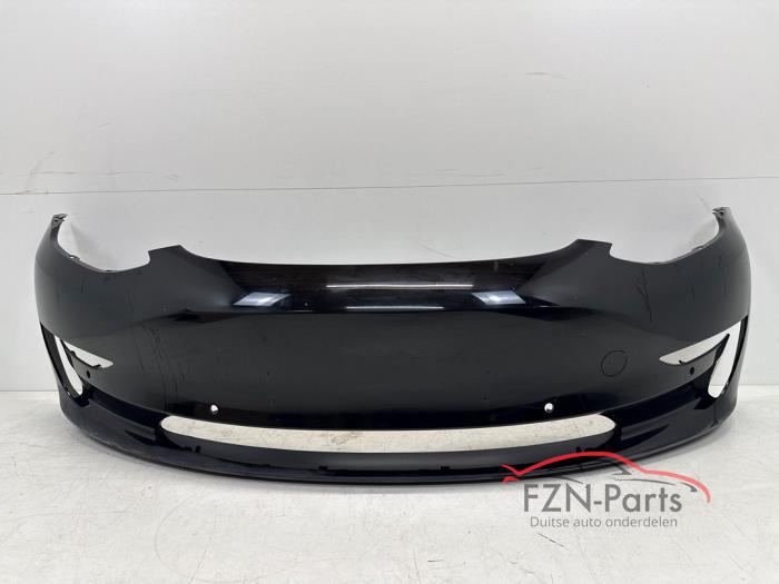 Tesla model 3 voorbumper 6PDC