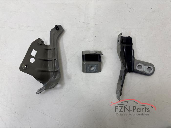 VW Golf 8 Facelift Zijscherm Steunen Set Rechterzijde LA7C