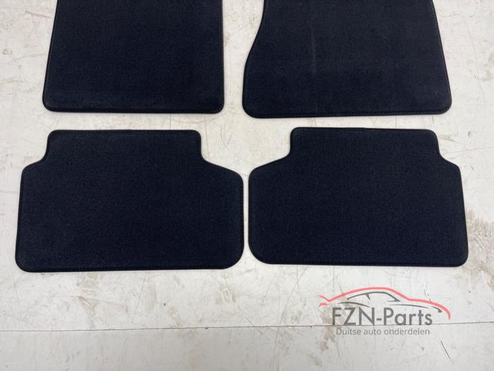BMW G30 LCI 5-serie Matten set Zwart