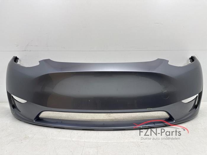 Tesla Model Y Voorbumper Grijs Metallic
