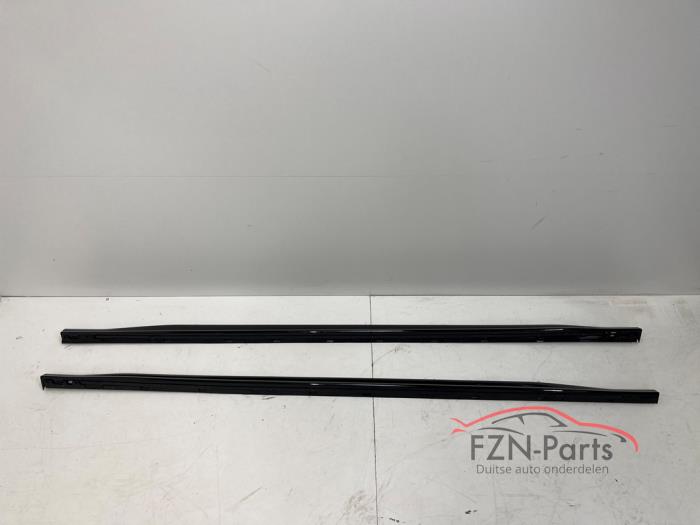 VW Golf 8 R-Line Zijskirt Set L+R