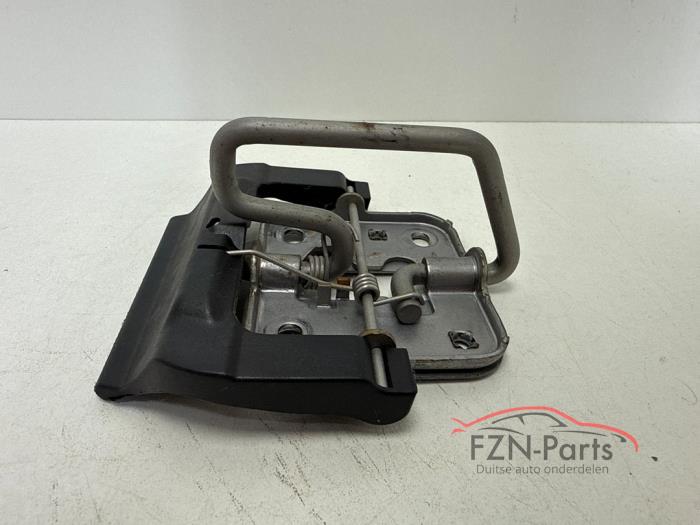 VW Tiguan 5NA Motorkap Slot