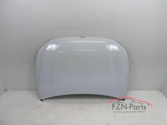 VW Golf 8 Facelift Motorhaube LC9A Pure White