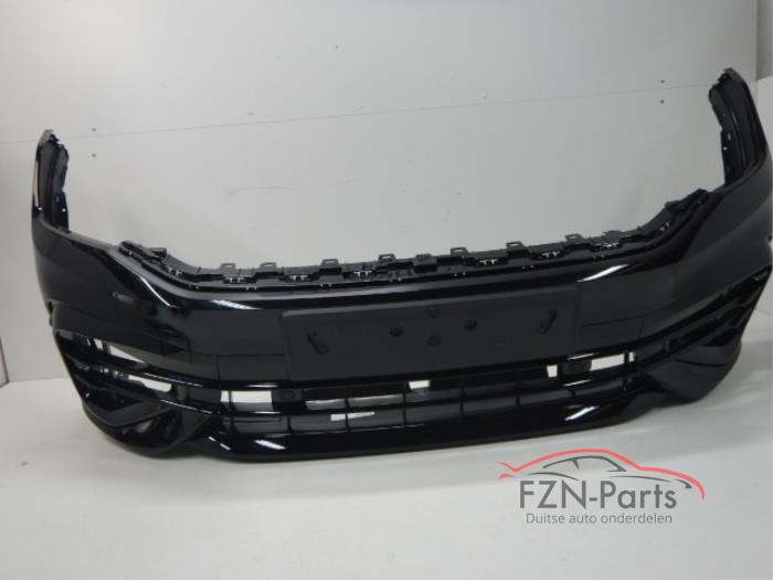 VW Tiguan 5NA Facelift R Voorbumper 6PDC LC9X Camera