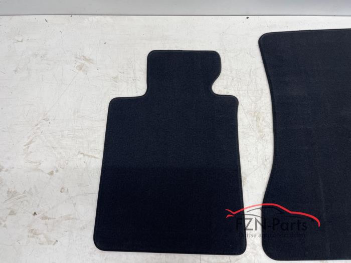 BMW G30 LCI 5-serie Matten set Zwart