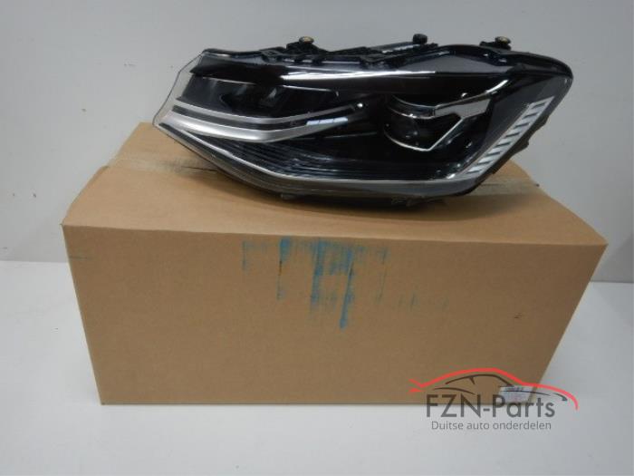 VW Caddy 2K8 Koplamp Links VOLLED
