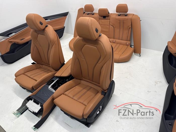 BMW 5-Serie G30 LCI Sport Interieur Leder Cognac Compleet