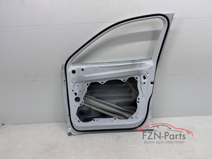 VW Tiguan 571 CT1 Portier rechts-voor LC9A
